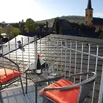 Pensionat Gaestehaus & Weingut Cluesserath-weiler 4*