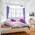 Gaestehaus & Weingut Cluesserath-weiler 4* Trittenheim