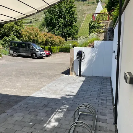 Gaestehaus & Weingut Cluesserath-weiler Casa de hóspedes Trittenheim