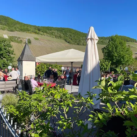 Gaestehaus & Weingut Cluesserath-weiler 4*