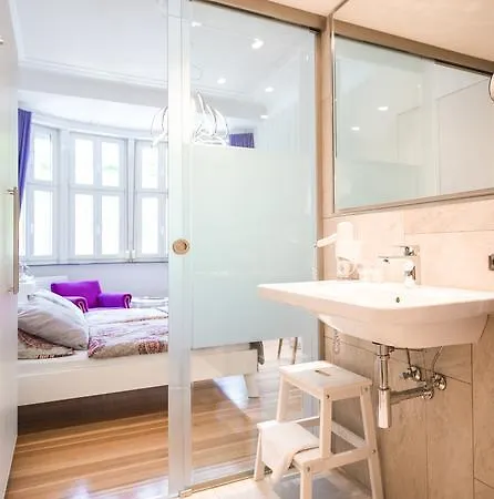 בית הארחה Gaestehaus & Weingut Cluesserath-weiler טריטנהיים