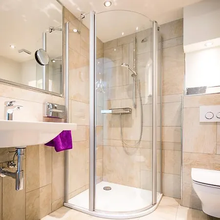 Gaestehaus & Weingut Cluesserath-weiler