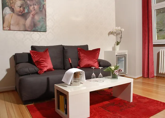 Gaestehaus & Weingut Cluesserath-weiler