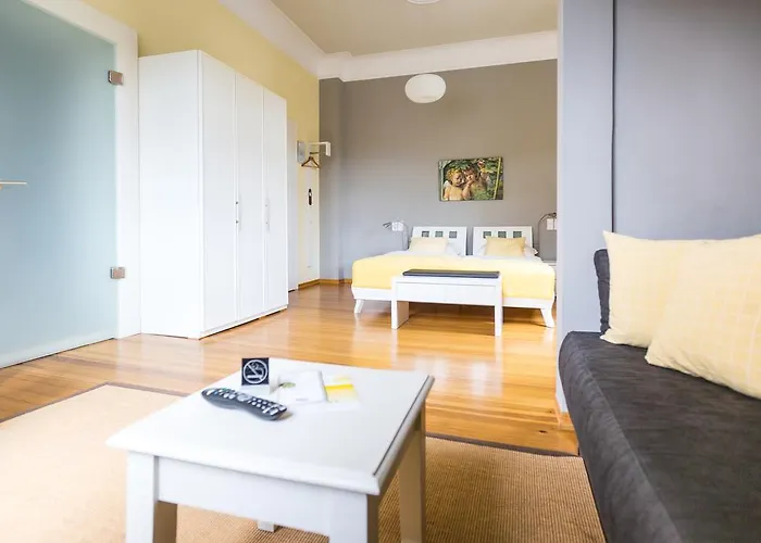 Gaestehaus & Weingut Cluesserath-weiler Penzion